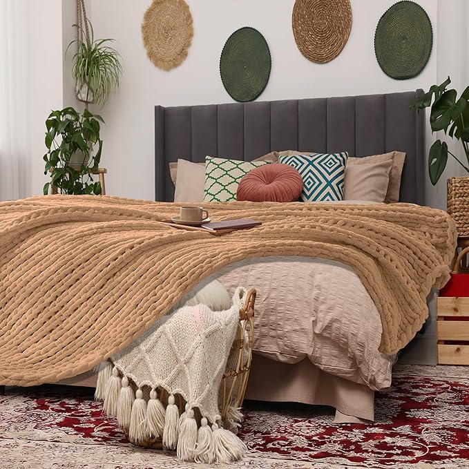 Oatmeal Throw Blanket, 40" x 50" Chunky Knit Blanket, Handmade Warm & Soft Chenille Throw Blanket, Washable Decorative Knit Blanket with Jumbo Chenille Yarn for Couch Bed Sofa