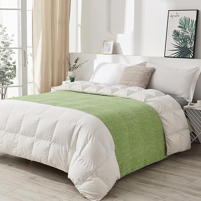 Longhui bedding Grass Green Knitted Throw Blanket for Couch - Soft, Cozy Machine Washable 100% Cotton Sofa Knit Blankets, Heavy 3.0lb Weight, 51 x 63 Inches,Grass Green and White Color.