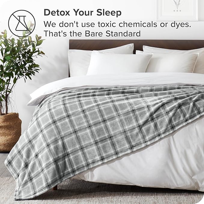 Bare Home Fleece Microplush Blanket - Lightweight Throw for Bed, Sofa, Couch, Movie Night, Camping, Gifts, and Travel - Ultra Soft Warm Blanket (Throw/Travel, Tartan Plaid)