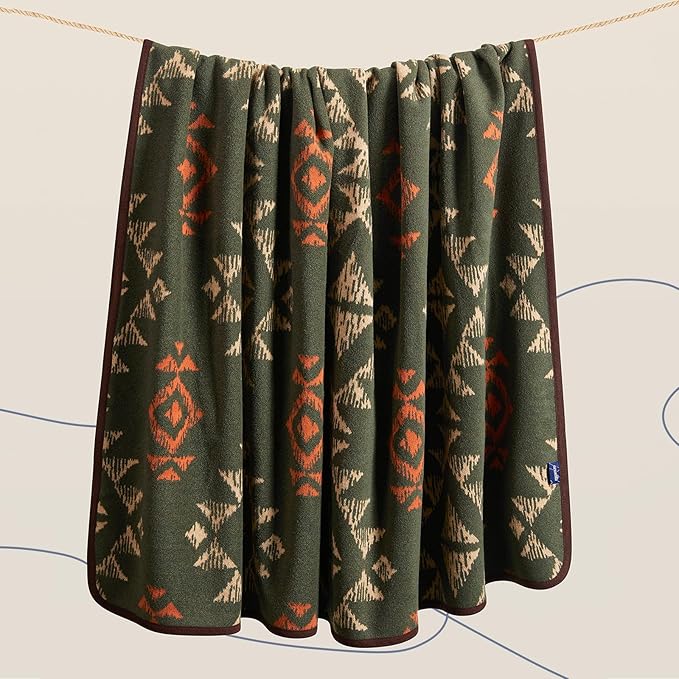 ACUSHLA Merino Wool Blanket - Soft Warm Thick Washable Large Throw Blanket for Camping Bed Couch Outdoor Travel All Weather, Navajo Style Green 79X63