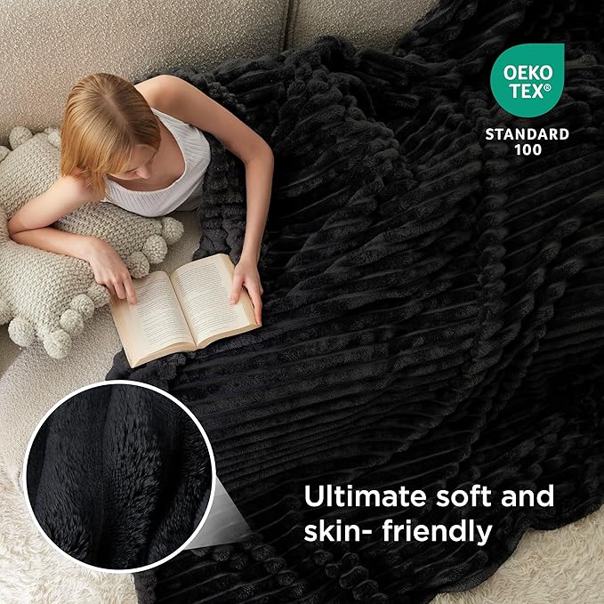 Bedsure King Size Blanket for Bed - GentleSoft Cozy Soft Blankets for Women, Cute Large Fleece Throws for Girls, Black, 108x90 Inches