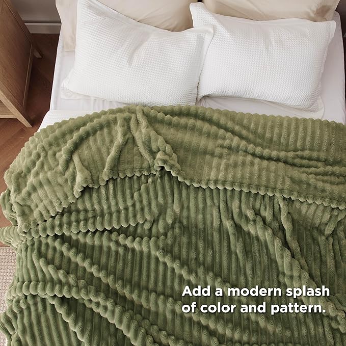 Bedsure Cypress Fleece Queen Blanket for Couch - GentleSoft Cozy Soft Blankets for Women, Cute Small Throws for Girls, 90x90 Inches