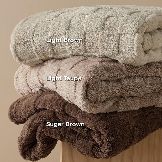 Bedsure Sugar Brown Jewel Fleece Blanket for Couch - Super Soft Cozy Queen Blankets for Women, Cute Small Throws for Girls, 90x90 Inches
