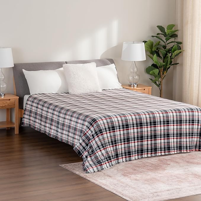 Berkshire Blanket-Classic Heavyweight Soft Printed VelvetLoft® Plush Blanket, Full/Queen Size Soft Fuzzy Warm Blanket for Couch Sofa Bed, Plaid Black Red, 90in x 90in