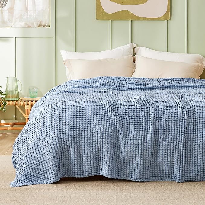 Bedsure Cooling Cotton Waffle King Size Blanket - Lightweight Breathable Summer Blanket of Rayon Derived from Bamboo for Hot Sleepers, Luxury Throws for Bed, Couch and Sofa, Fog Blue, 104x90 Inches