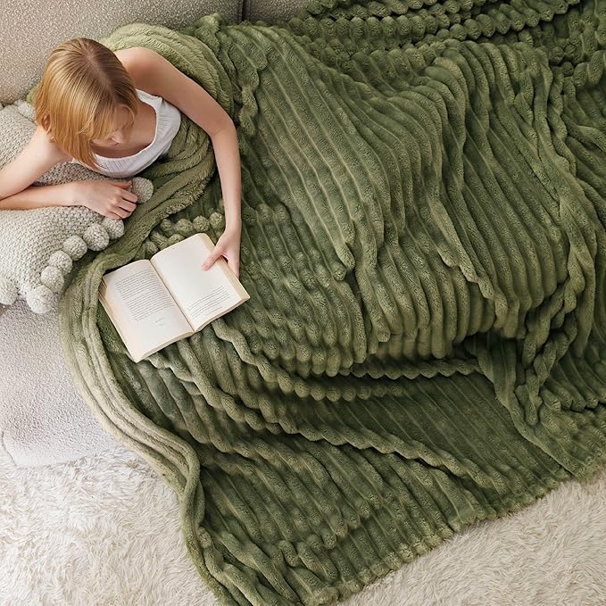 Bedsure Cypress Fleece Queen Blanket for Couch - GentleSoft Cozy Soft Blankets for Women, Cute Small Throws for Girls, 90x90 Inches