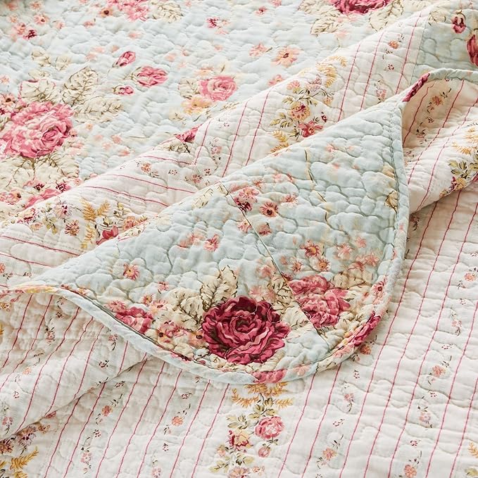 Greenland Home Antique Rose - Classic Traditional Floral - 100% Cotton Quilted Throw Blanket, 50 x 60 inches, Blue