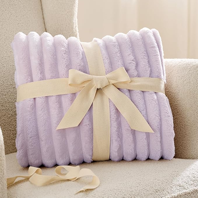 Bedsure Lavender Fog California King Size Blanket for Bed - GentleSoft Cozy Soft Blankets for Women, Cute Small Fleece Throws for Girls, Birthday Gifts for Women, 102x96 Inches