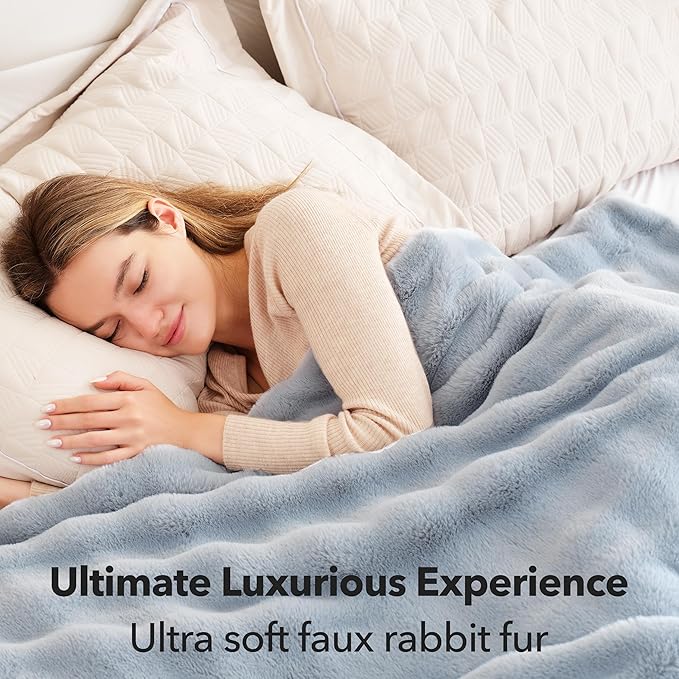 Touchat Luxury Faux Rabbit Fur Throw Blanket for Couch, Super Heavy Warm Cozy Blanket for Sofa Bedroom Living Room, Ultra Soft Fluffy Reversible Plush Blanket for Home Decor Gifts, Blue