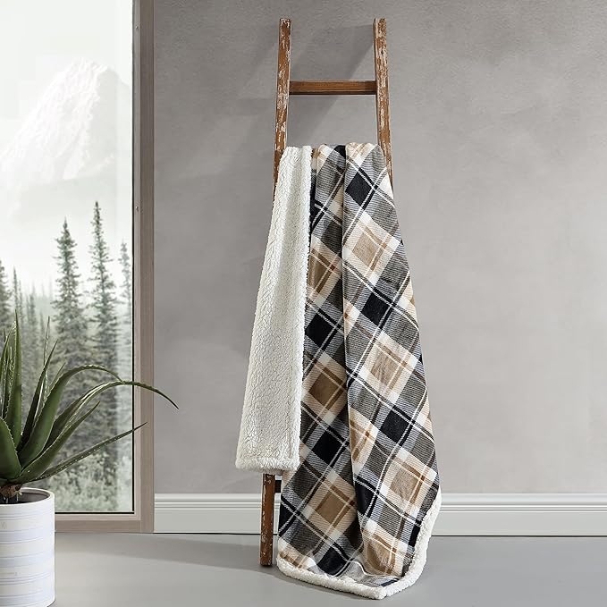 Eddie Bauer- Throw Blanket, Reversible Sherpa Fleece Bedding, Home Decor for All Seasons (Rugged Plaid Beige, Throw)