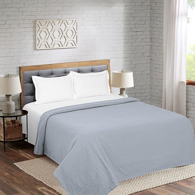 BELIZZI HOME 100% Cotton Bed Blanket, Breathable Thermal Blanket Full - Queen Size, Soft Chevron 90''x90'', Perfect for Layering Any All Season, Light Grey