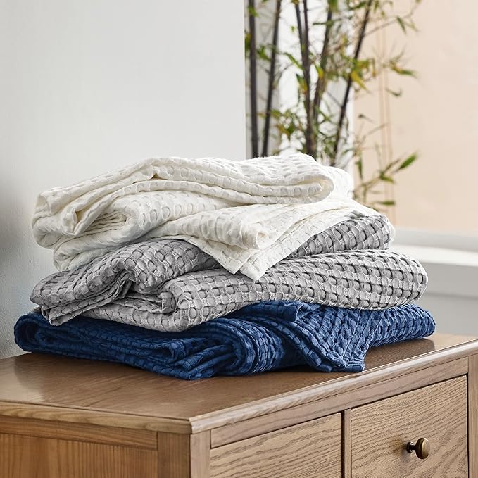 Bedsure Cooling Cotton Waffle Full Size Blanket - Lightweight Breathable Blanket of Rayon Derived from Bamboo for Hot Sleepers, Luxury Throws for Bed, Couch and Sofa, Grey, 80x90 Inches