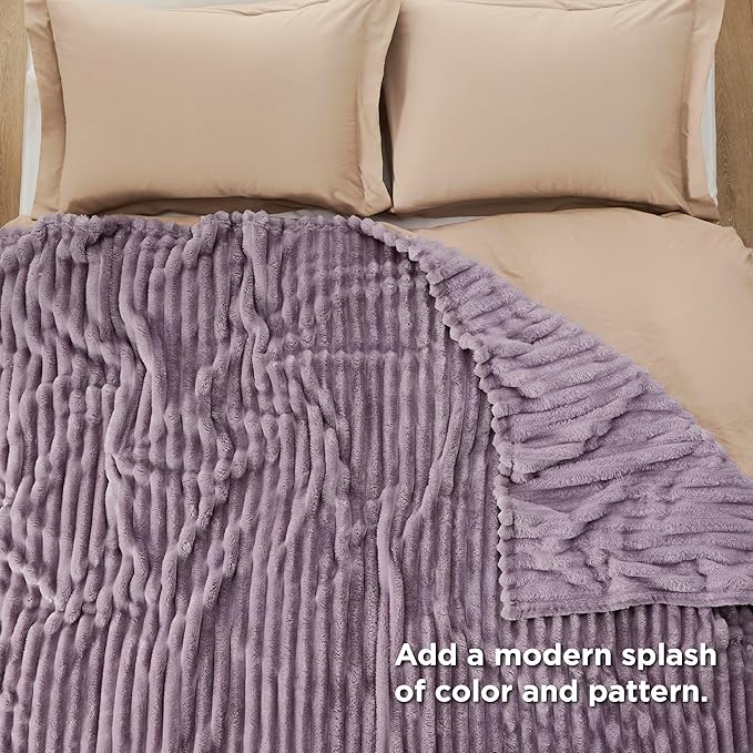Bedsure Light Purple Fleece Blanket for Couch - GentleSoft Cozy Soft Blankets for Women, Cute Small Throws for Girls, 90x90 Inches