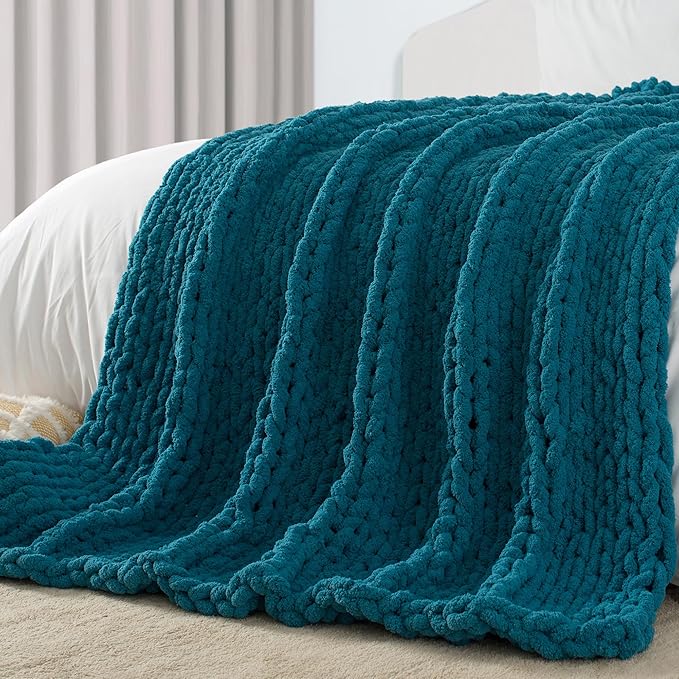 Carriediosa Chunky Knit Throw Blanket 60" X 80" Twin, 100% Hand Made Large Chenille Loop Yarn Soft Fluffy Throws for Couch Sofa Bed, Big Crochet Cozy Heavy Thick Cable Woven Blankets, Teal