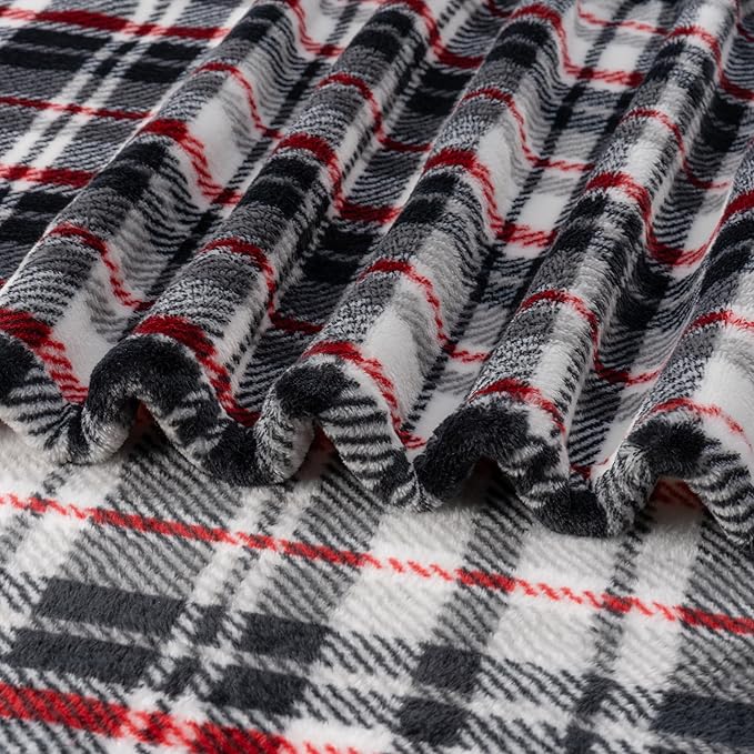 Berkshire Blanket-Classic Heavyweight Soft Printed VelvetLoft® Plush Blanket, Full/Queen Size Soft Fuzzy Warm Blanket for Couch Sofa Bed, Plaid Black Red, 90in x 90in
