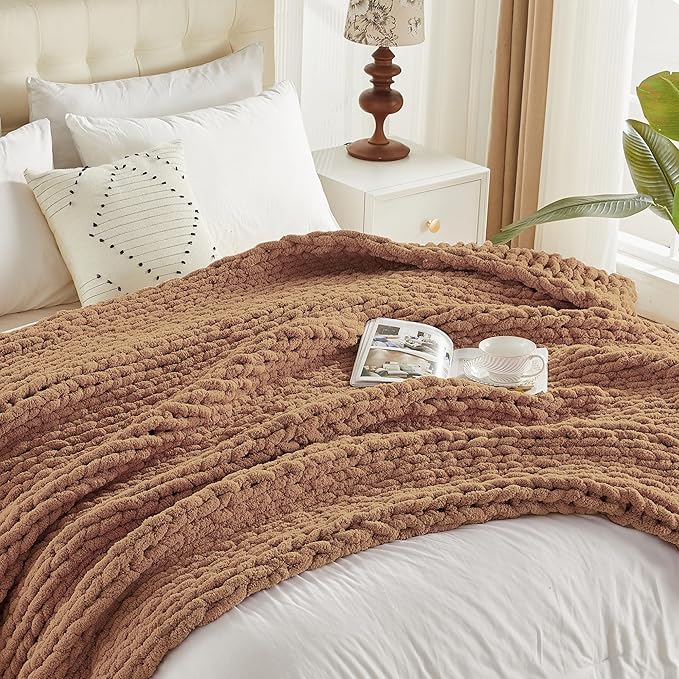 Carriediosa Chunky Knit Throw Blanket 60" X 80" Twin, 100% Hand Made Large Chenille Loop Yarn Soft Fluffy Throws for Couch Sofa Bed, Big Crochet Cozy Heavy Thick Cable Woven Blanket, Light Brown