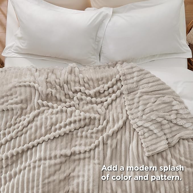 Bedsure Fleece Bed Blankets Full Size - GentleSoft Cozy Soft Blankets for Women, Cute Small Throws for Girls, Linen, 84x90 Inches