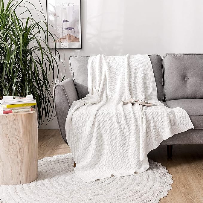 Longhui bedding Pure White Cotton Cable Knit Throw Blanket for Couch Chair Sofa,Soft Cozy Home Decorative Blankets for All Seasons, 50 x 60 Inch Gift a Washing Bag,2.2 pounds Silk Bow Tie Package