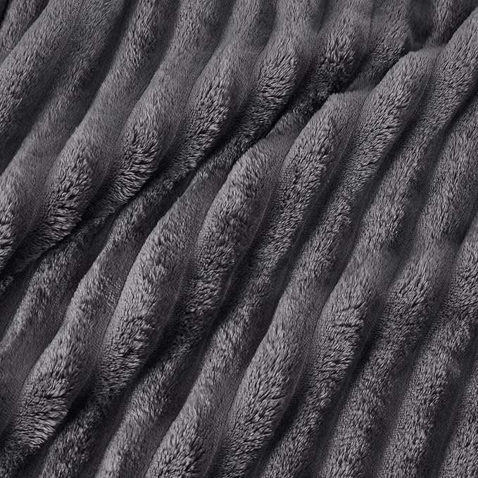 Bedsure Grey California King Size Blanket for Bed - GentleSoft Cozy Soft Blankets for Women, Cute Large Throws for Girls, 102x96 Inches