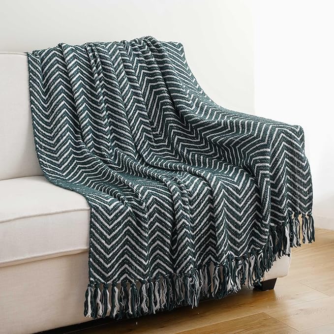 BATTILO HOME Dark Green Throw Blanket for Couch, Decorative Knit Green Blanket for Bed, Super Soft Warm Christmas Green Throws for Fall Winter Home Decor, 50"x60"