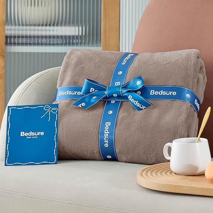 Bedsure Fleece Blankets Twin Size Mocha Brown - 300GSM Lightweight Plush Fuzzy Cozy Soft Blanket for Bed, Sofa, Couch, Travel, Camping, 60x80 inches