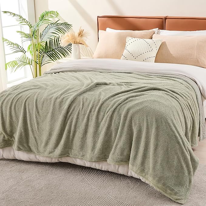 EMME Muslin Cotton Fleece Queen Blanket Reversible - 80"*90" Sage Green Soft Warm Throw Blankets for Couch Bed Picnic Travel Bed