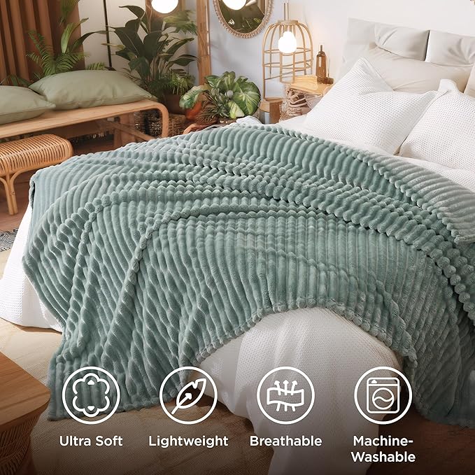 Bedsure Sage Green California King Size Blanket for Bed - GentleSoft Cozy Soft Blankets for Women, Cute Large Throws for Girls, 102x96 Inches