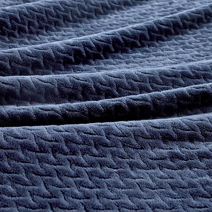 Oversized King Fleece Blanket 120x138 Inches, Seamless Soft Cozy 3D Jacquard Flannel Blanket 10'x11.5' Extra Large for Bed, Sofa, Couch, Travel & Camping, California King Throw, Navy Blue Leaf