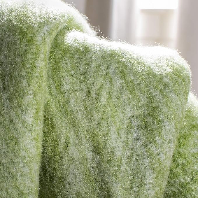 SAFAVIEH Home Lonny Green 50 x 70-inch Blanket Throw, 50"x61"