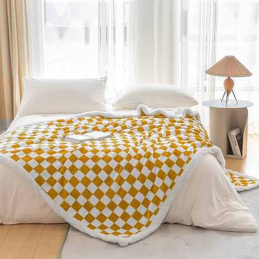 LOMAO Sherpa Throw Blanket Fleece Blanket with Checkered Pattern Soft Thick Blanket for Couch, Bed, Sofa Luxurious Warm and Cozy for All Seasons (Yellow, 60"x80")