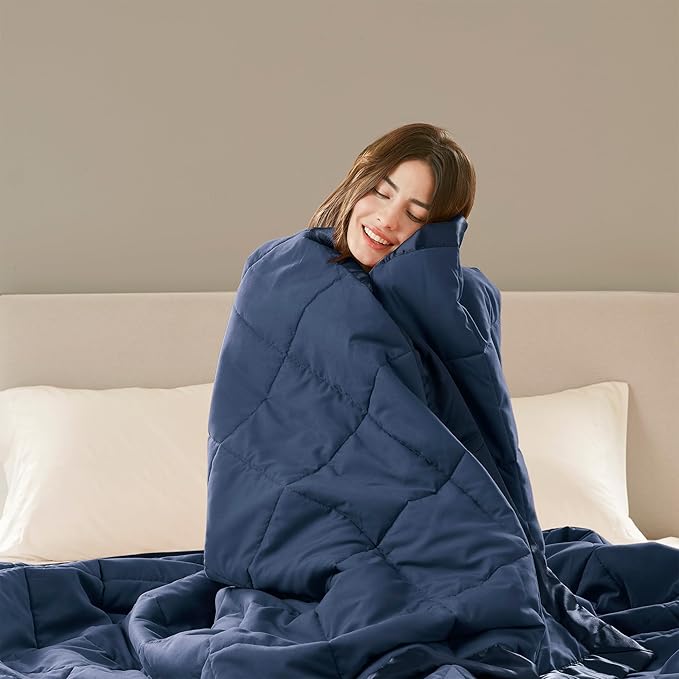 Madison Park Windom Down Alternative Blanket, Premium 3M Scotchgard Moisture Wicking Treatment, Lightweight and Soft Bed Cover For All Season, Satin Trim, Navy Full/Queen