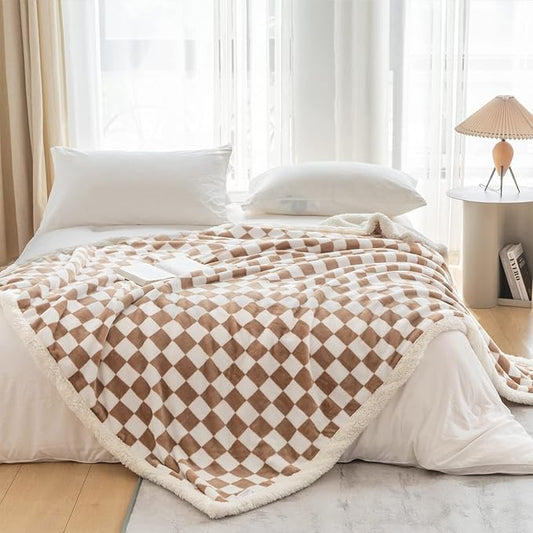 LOMAO Sherpa Throw Blanket Fleece Blanket with Checkered Pattern Soft Thick Blanket for Couch, Bed, Sofa Luxurious Warm and Cozy for All Seasons (Khaki, 90"x90")