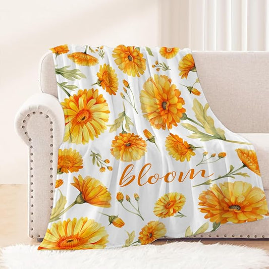 Neatee Living Daisy Throw Blanket for Kids Small Spring Summer Yellow Floral Blanket Girls Boys Child Baby Bed Soft Fuzzy Plush Fleece Blanket Yellow Flower Couch Sofa Decorative Blanket 40x50