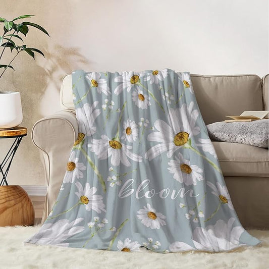 YeeJu Daisy Decorative Throw Blanket Twin Size White Floral for Couch Sofa Bed - Soft Cozy Lightweight Fuzzy Fleece - Sunshine Spring Summer Flower Gift 60x80