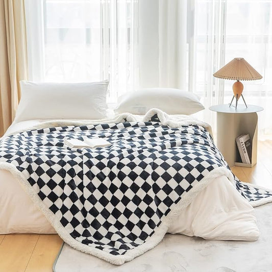 LOMAO Sherpa Throw Blanket Fleece Blanket with Checkered Pattern Soft Thick Blanket for Couch, Bed, Sofa Luxurious Warm and Cozy for All Seasons (Black, 60"x80")