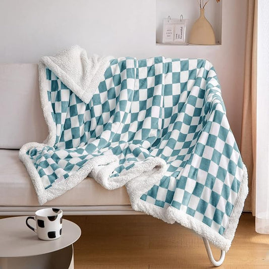 LOMAO Sherpa Throw Blanket Fleece Blanket with Checkered Pattern Soft Thick Blanket for Couch, Bed, Sofa Luxurious Warm and Cozy for All Seasons (Light Blue, 51"x63")