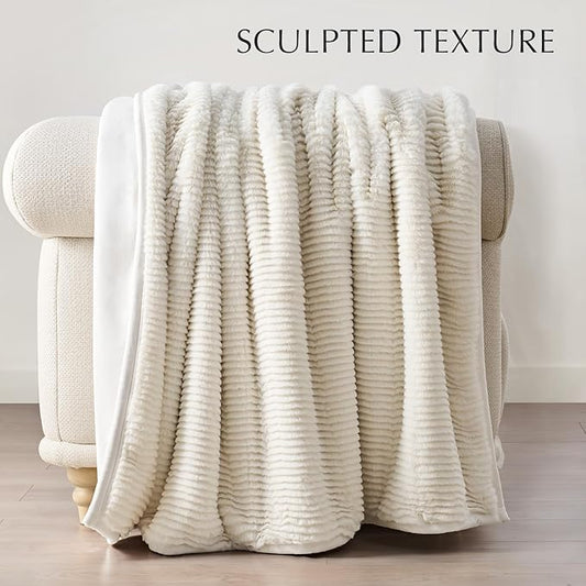 Ultra Soft Faux Fur Throw Blanket for Couch, Luxury Sculpted Texture Faux Rabbit Fur Blanket for Bed, Fluffy Thick Plush Warm Fuzzy Throw, 920GSM (Ivory White, 50''x60'')