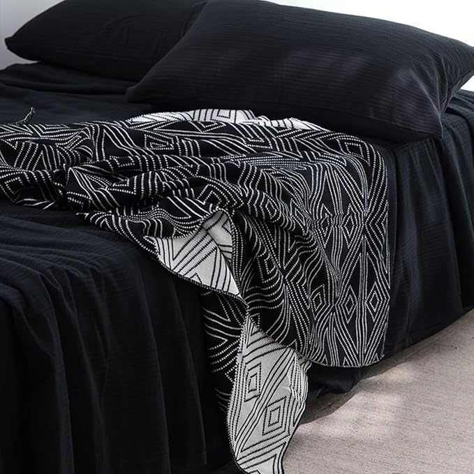 Black and White Throw Blankets, Knitted Modern Patterned Throw Blanket, Soft Lightweight Woven Throw Blanket for Sofa Couch Bed and Living Room, Black&White (50x70 Inch)
