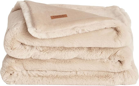 UnHide Marshmallow - Faux Fur Blanket - Heavy Weight, Extra Soft Blanket - Made from Recycled Materials - Machine Washable - Large (90" x 108") - Beige Bear