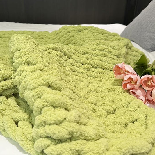 Chunky Knit Blanket Throw 40"x60", Chenille Throw Blankets, Handmade Warm & Cozy Blanket Couch Bed Home Decor, Soft Breathable Fleece Banket, Christmas for Couch Bed Sofa Best Gift (Green)