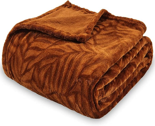 SOCHOW Super Soft Flannel Fleece Fall Throw Blanket, Lightweight Cozy Warm Leaves Textured Plush Blanket for Bed Couch Sofa, 60 x 80 Inches, Caramel