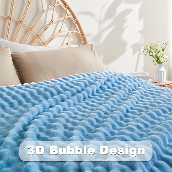 NEWCOSPLAY Faux Fur Twin Blanket Blue Bubble Blanket Thick Warm Soft for Couch Sofa Bed 550GSM (Blue, Twin(60"x80"))