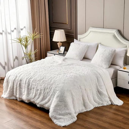 YUSOKI White Queen Faux Fur Blanket,2 Layers,90"x90" Without Pillows Big Soft Plush Fuzzy Large Warm Fluffy Throw Blanket for Bed