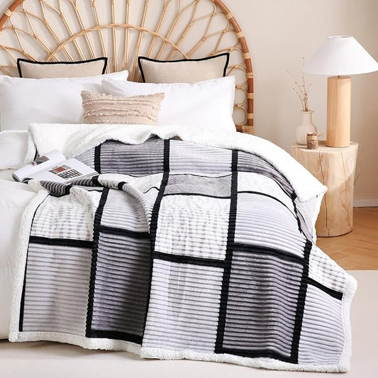 PU MEI Sherpa Blanket Fleece Throw Blanket Queen Plaid Thick Bed Blanket, Soft Warm Cozy Throw Blanket, 80"*90” Zebra-Grey