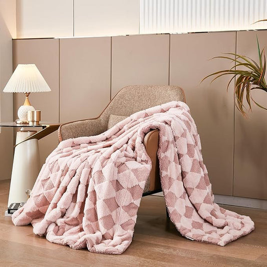 PU MEI Luxury Faux Fur Rabbit Fur Throw Blanket Pink 60"*80",Soft Plush Reversible Sherpa Blankets,Twin Fuzzy Elegant Blanket Thick Throws for Bed,Comfy Bedding Accent Blankets for Sofa Couch Chair