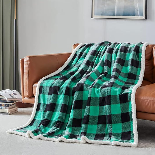 Touchat Sherpa Green and Black Buffalo Plaid Christmas Twin Blanket 60" X 70", Fuzzy Fluffy Soft Cozy Blanket, Fleece Flannel Plush Microfiber Blanket for Couch Bed Sofa (Green and Black)