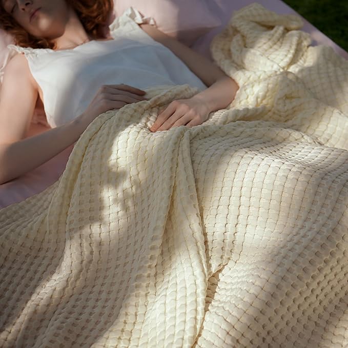 Bedsure Cooling Cotton Waffle Oversized King Blanket - Lightweight Breathable Blankets Rayon Derived from Bamboo for Hot Sleepers, Luxury Throws for Bed and Sofa, Beige, 120x96 Inches