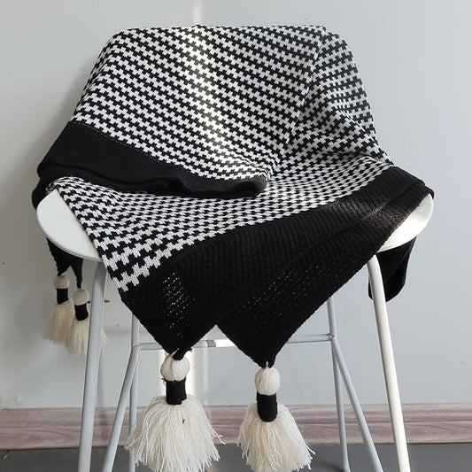 Black and White Throw Blankets, Modern Striped Throw Blanket with Tassels, Soft Patterned Throw Blanket for Sofa Bed and Living Room (47.5x60 Inch)