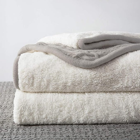 Longhui bedding Acrylic Cable Knit Sherpa Throw Blanket - Thick, Soft, Big, Cozy Light Grey Knitted Fleece Blankets for Couch, Sofa, Bed - Large 60 x 80 Inches Gray Coverlet All Season