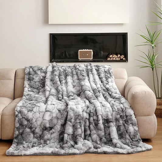 50x70 Inches Ultra-Soft Fuzzy Faux Fur Plush Throw Blanket - Thick, Warm Sherpa for Couch, Sofa, Bedroom, Camping - Decorative Blanket for Cozy Warmth,680 GSM Cloud Light Grey Tie Dye